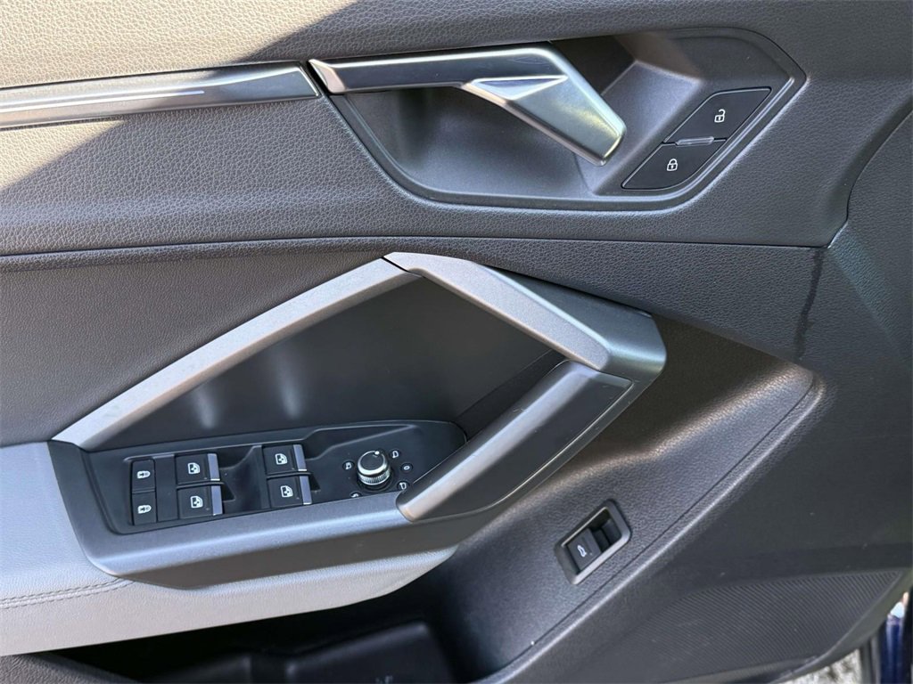 Used 2021 Audi Q3 2.0T Premium Plus w/ Premium Plus Package image 10