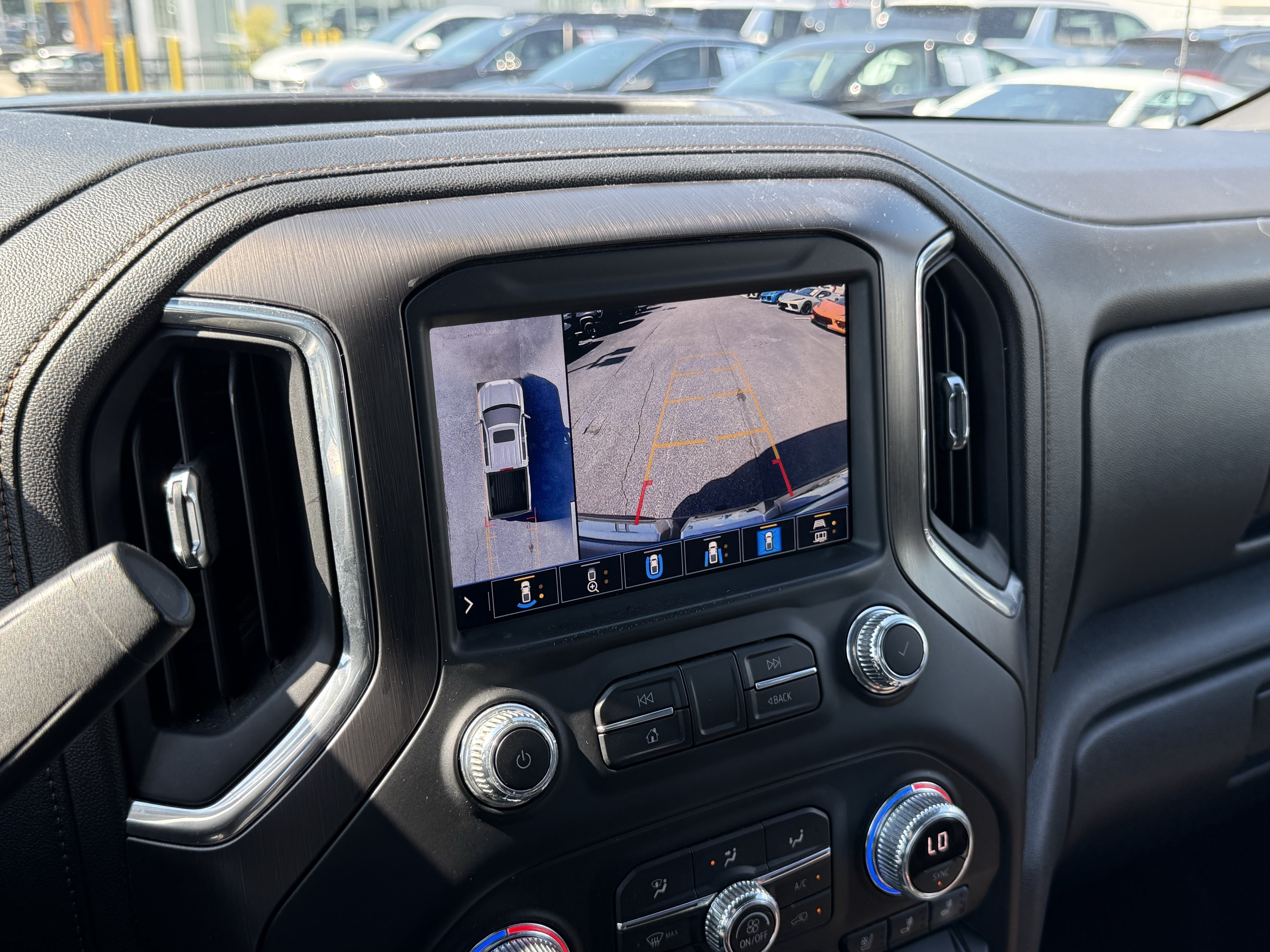 Used 2020 GMC Sierra 1500 AT4 w/ AT4 Premium Package AWD/4WD image 23
