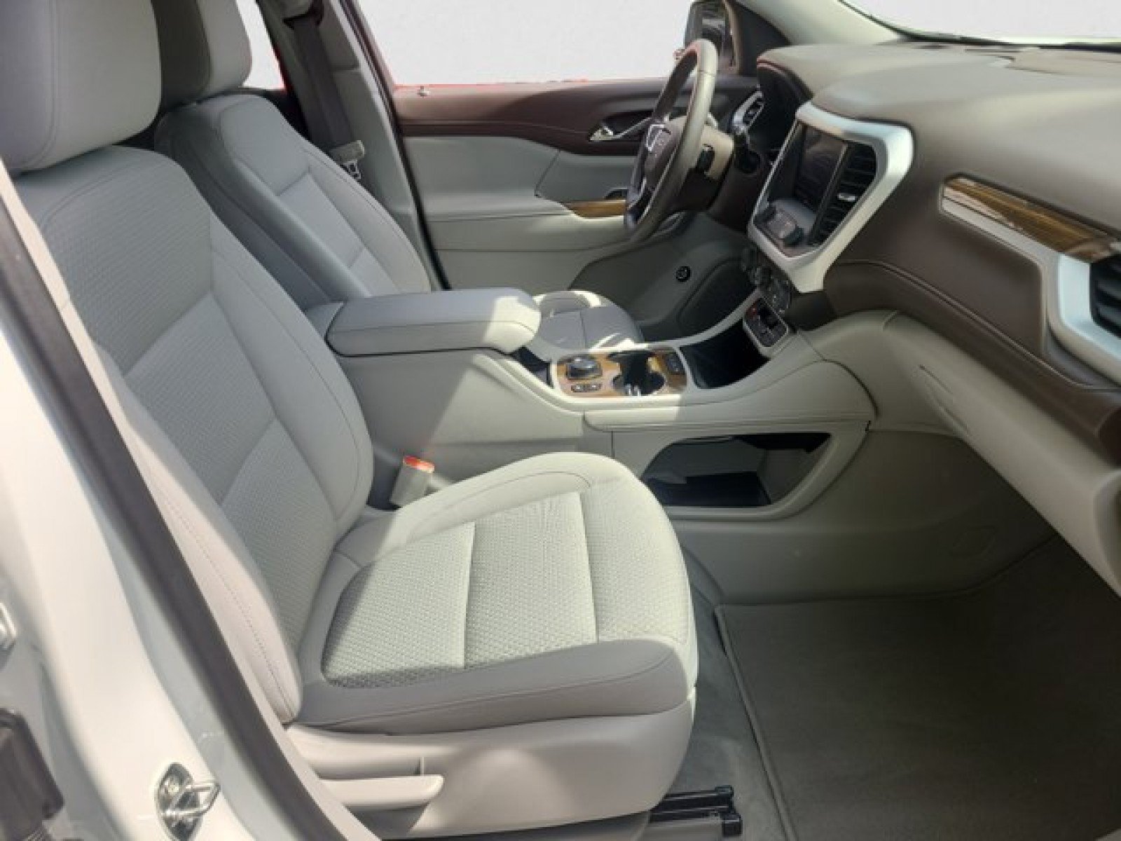 Used 2023 GMC Acadia SLE w/ Driver Convenience Package AWD/4WD image 21