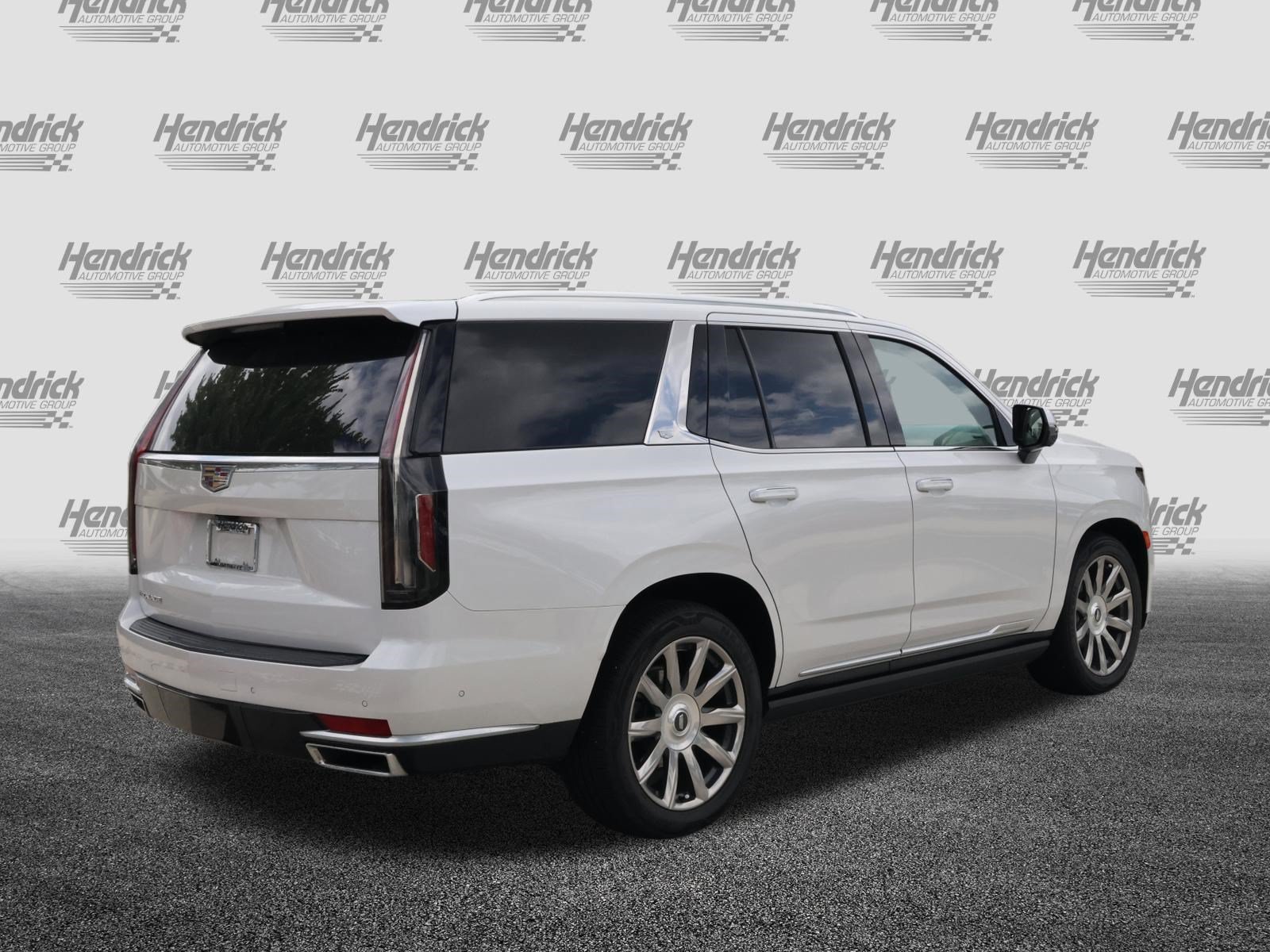 Used 2021 Cadillac Escalade Premium Luxury Platinum w/ Heavy-Duty Trailer Package AWD/4WD image 9