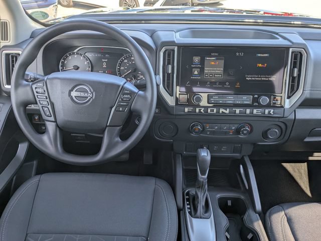 Used 2025 Nissan Frontier SV RWD image 30