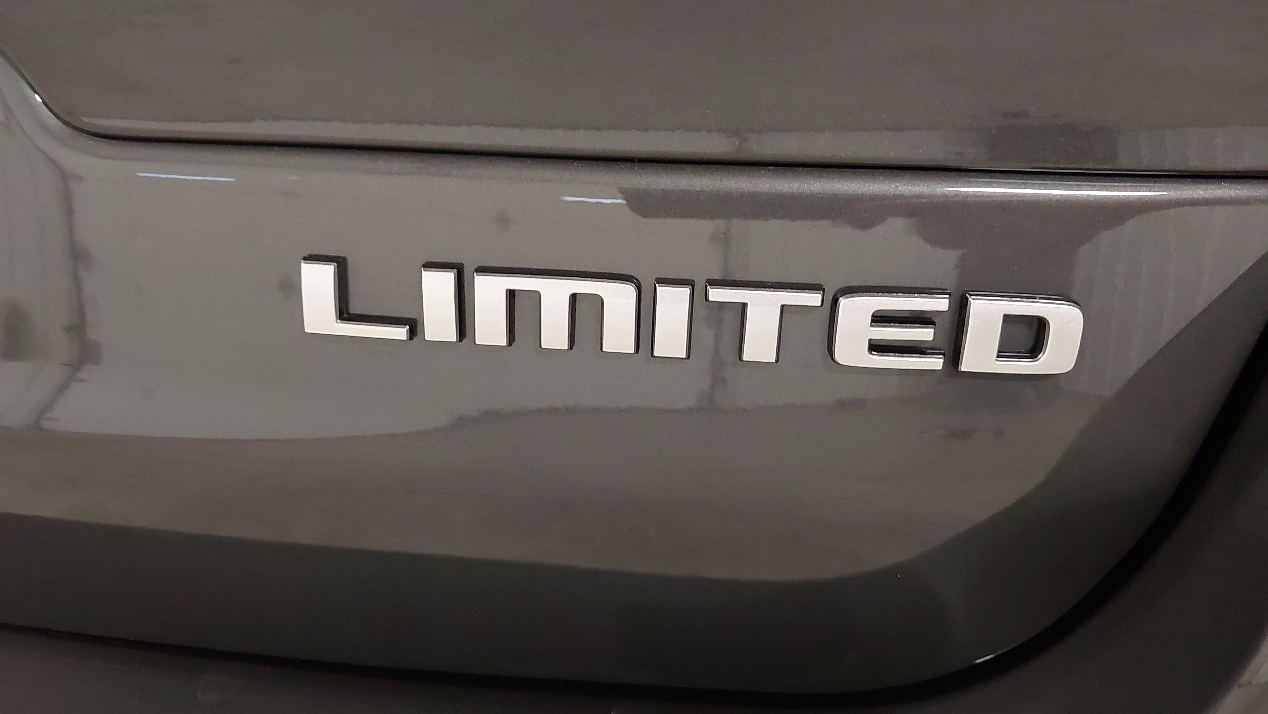 New 2025 Jeep Grand Cherokee L Limited w/ Luxury Tech Group II image 33