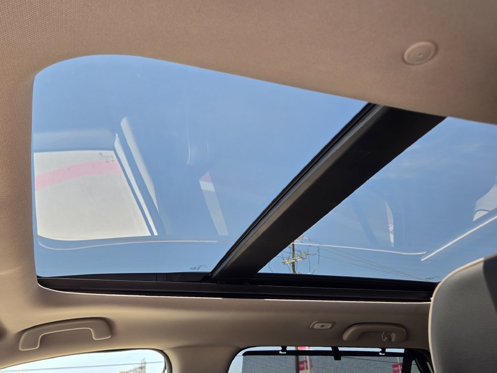 Certified 2023 Honda Pilot Elite image 21