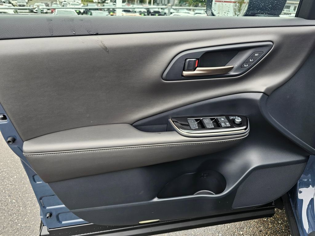 New 2026 Toyota Crown Nightshade image 23