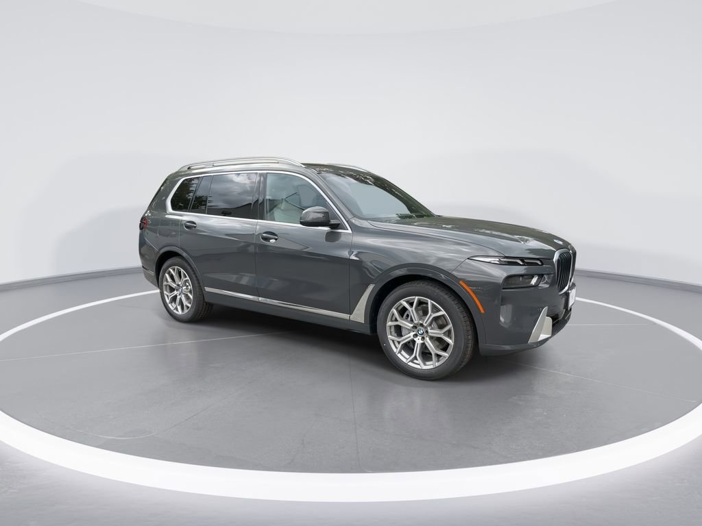 New 2026 BMW X7 xDrive40i image 2