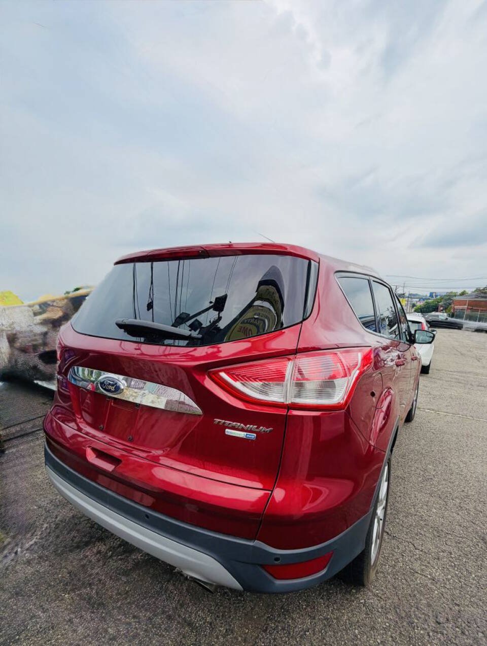 Used 2014 Ford Escape Titanium AWD/4WD image 9