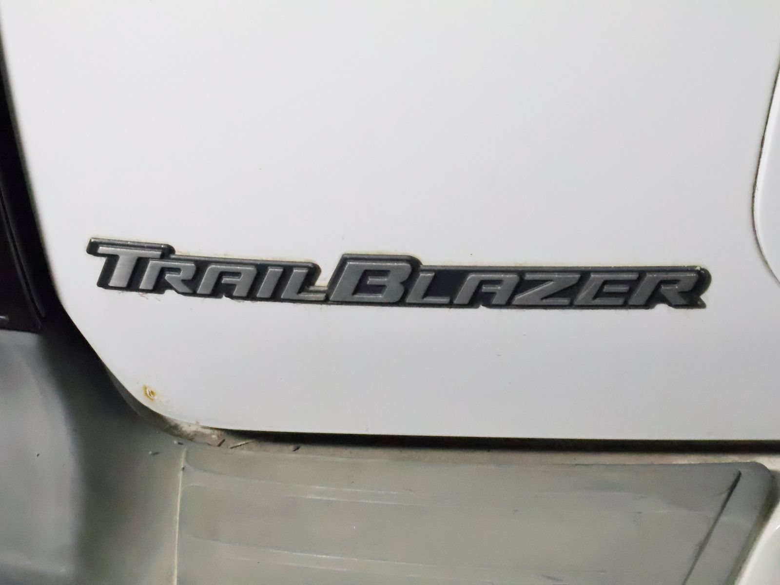 Used 2003 Chevrolet TrailBlazer LS w/ Preferred Equipment Group AWD/4WD image 8