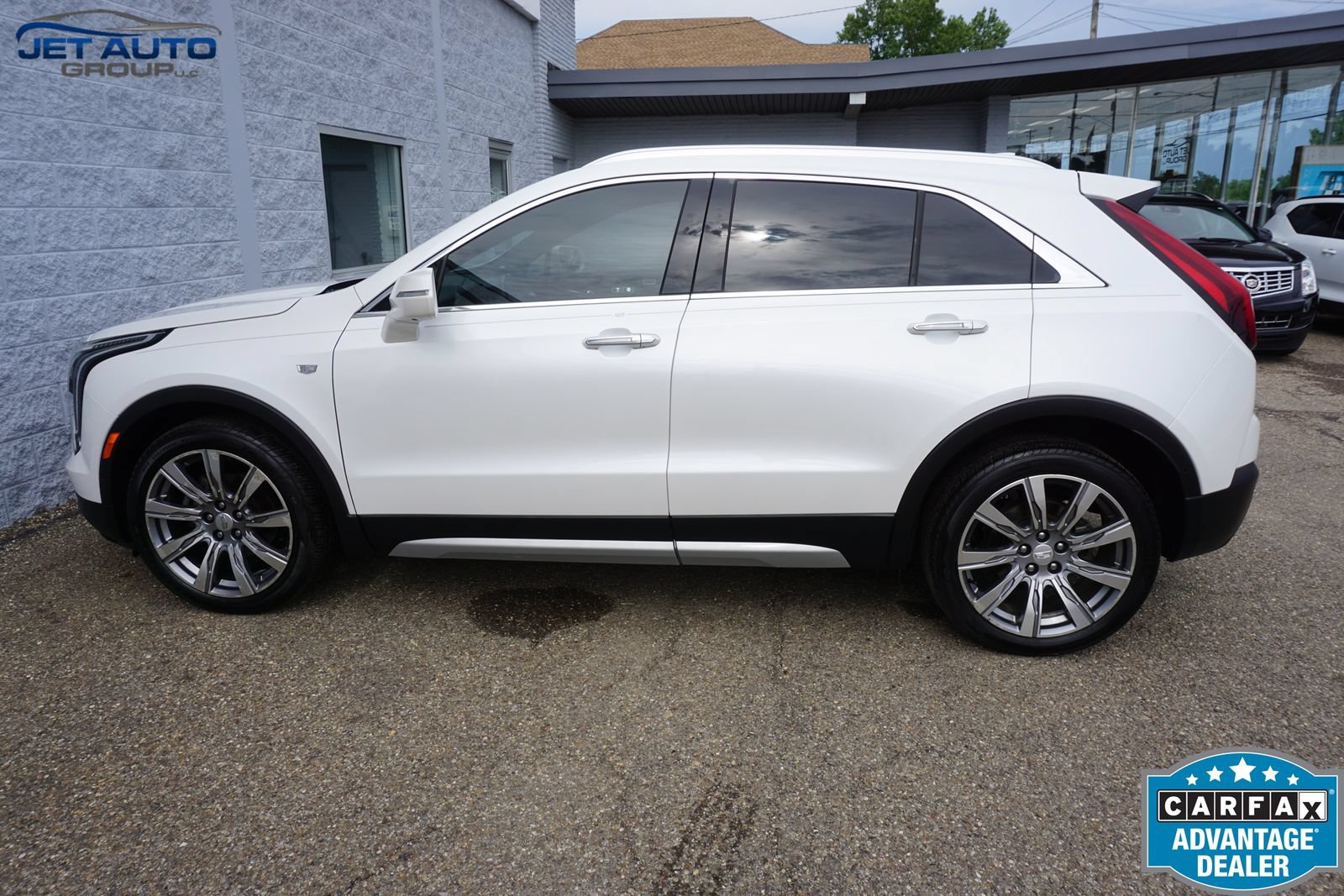 Used 2019 Cadillac XT4 Premium Luxury w/ Technology Package FWD image 13