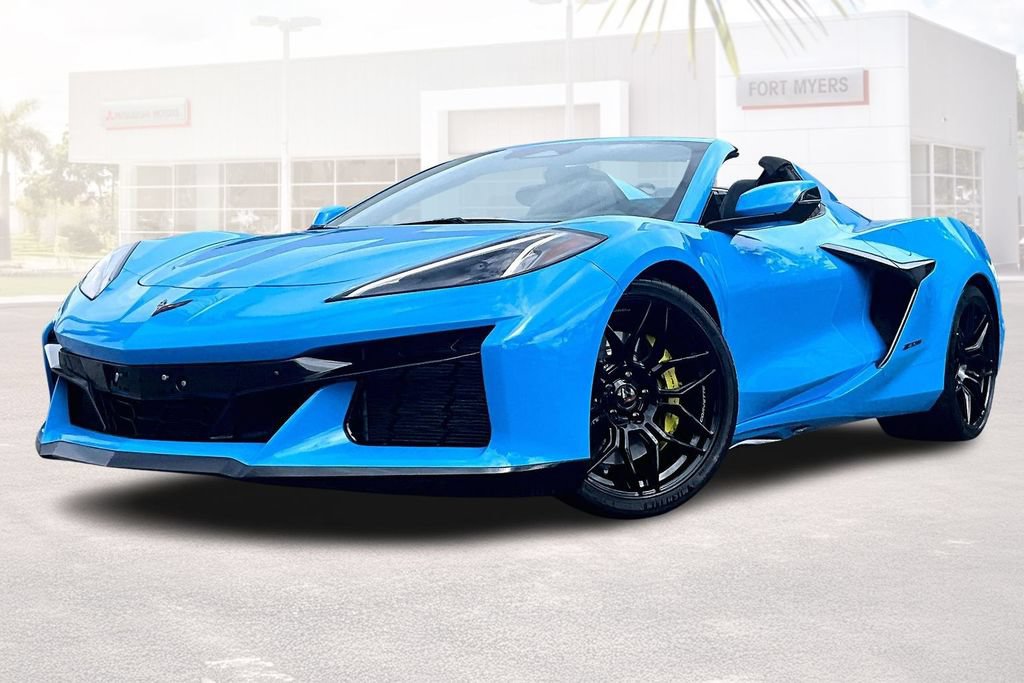 Used 2024 Chevrolet Corvette Z06 RWD image 24