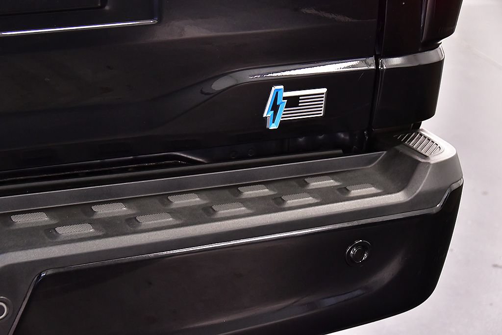 Used 2024 Ford F150 Lightning Flash AWD/4WD image 12