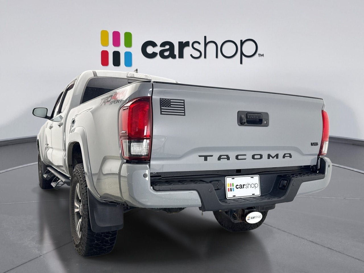 Used 2019 Toyota Tacoma TRD Sport AWD/4WD image 3