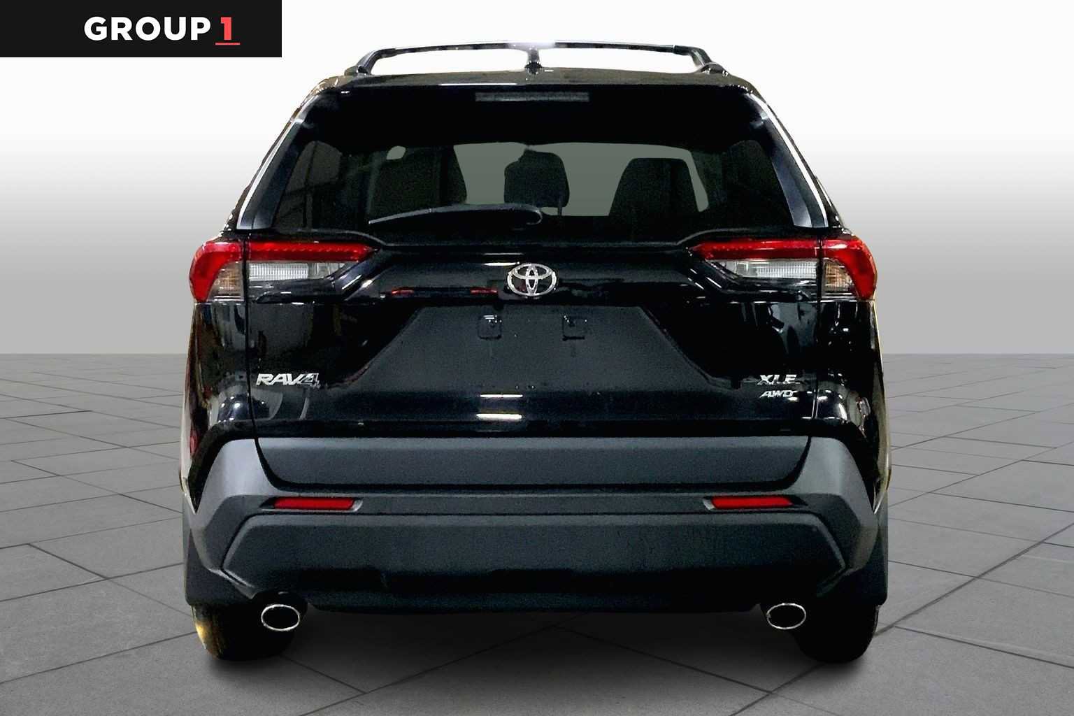 Used 2023 Toyota RAV4 XLE image 4