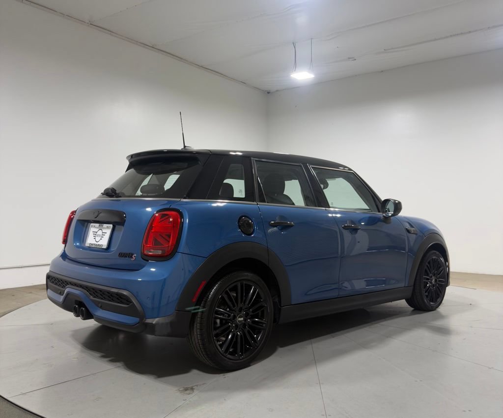 Used 2024 MINI Cooper S FWD image 2