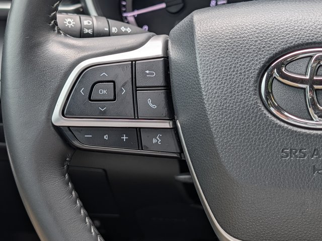 Used 2024 Toyota Highlander XSE AWD/4WD image 22