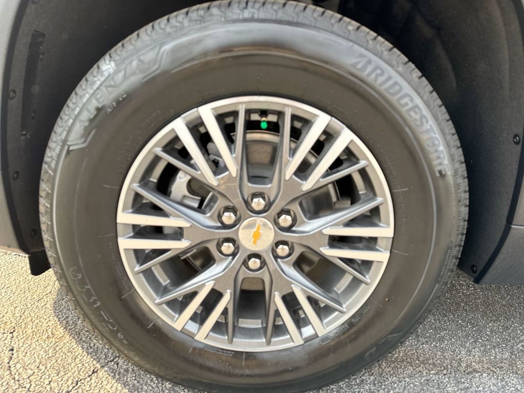New 2026 Chevrolet Traverse LT FWD image 12