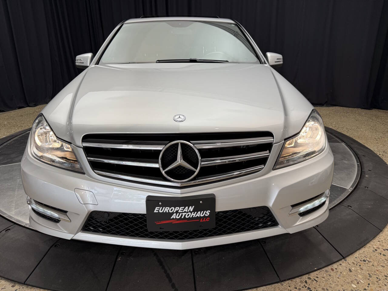 Used 2014 Mercedes-Benz C 300 4MATIC Sedan image 12