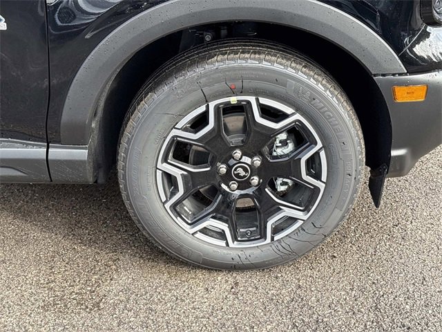 New 2025 Ford Bronco Sport Outer Banks image 9