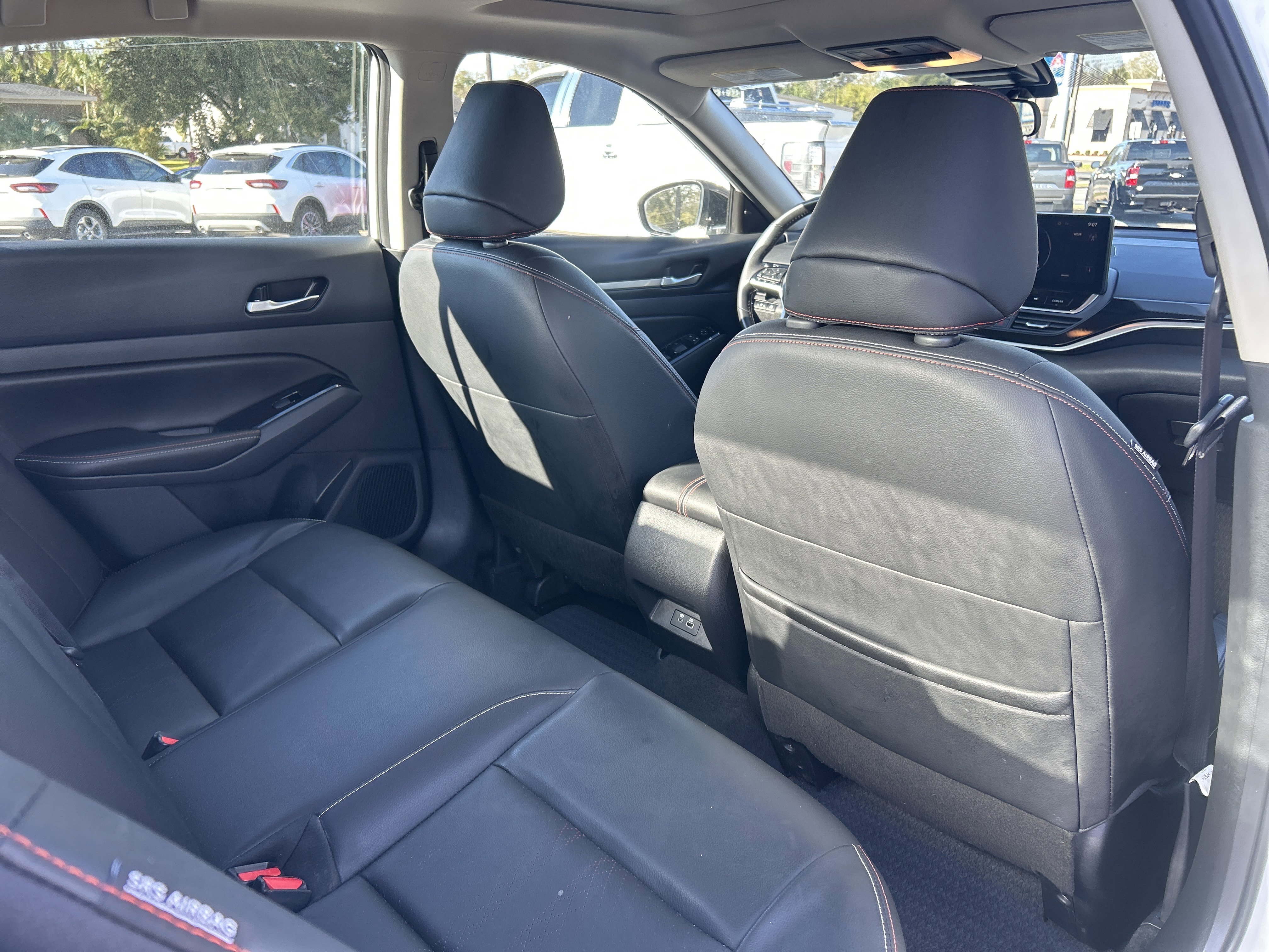 Used 2024 Nissan Altima 2.5 SR w/ SR Premium Package image 19