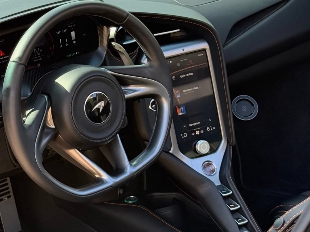 Used 2024 McLaren 750S Spider RWD image 27