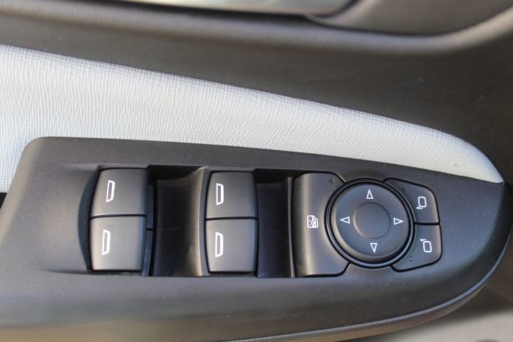 Used 2025 Buick Envista Preferred w/ Convenience II Package FWD image 14