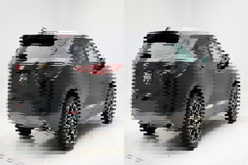 Used 2023 Chevrolet Blazer Premier w/ Enhanced Convenience Package image 9