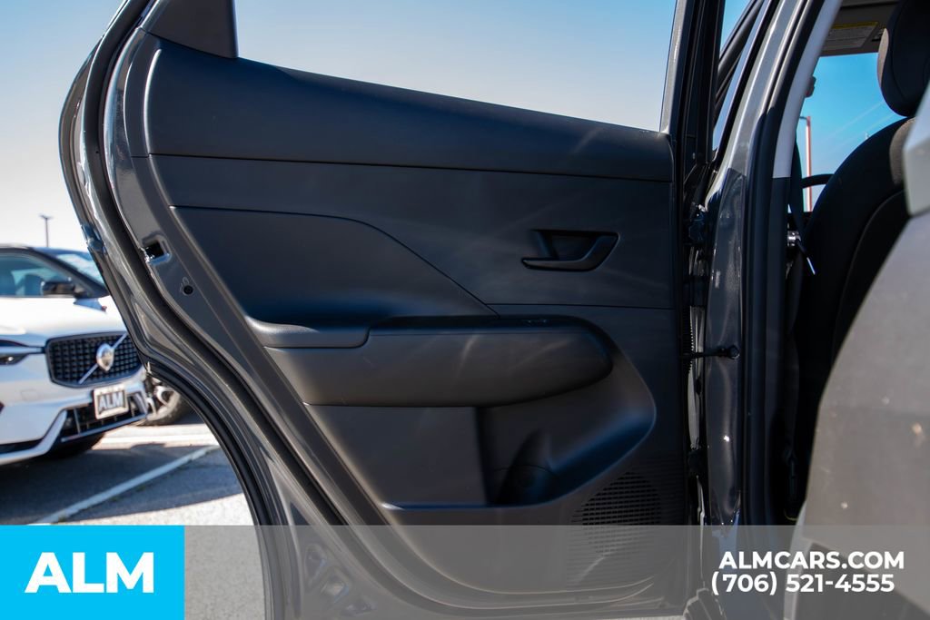 Certified 2025 Hyundai Kona SEL image 29