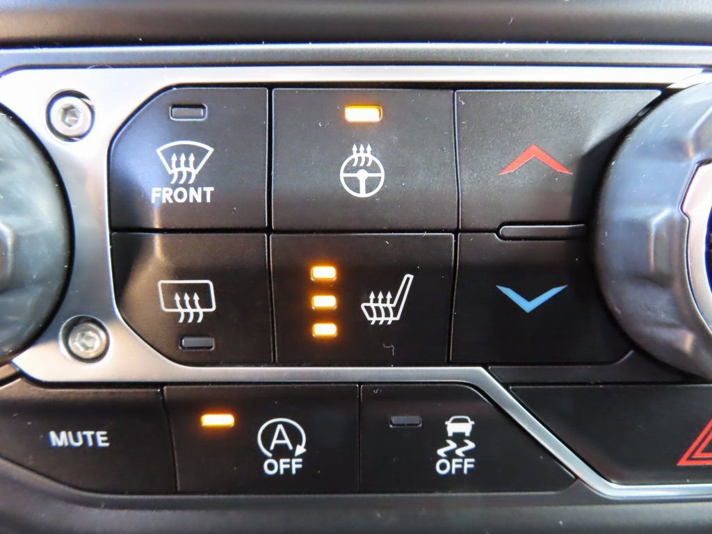 Used 2022 Jeep Wrangler Unlimited Sport AWD/4WD image 6