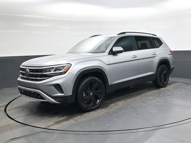 Used 2022 Volkswagen Atlas SE w/ Black Wheel Package image 10