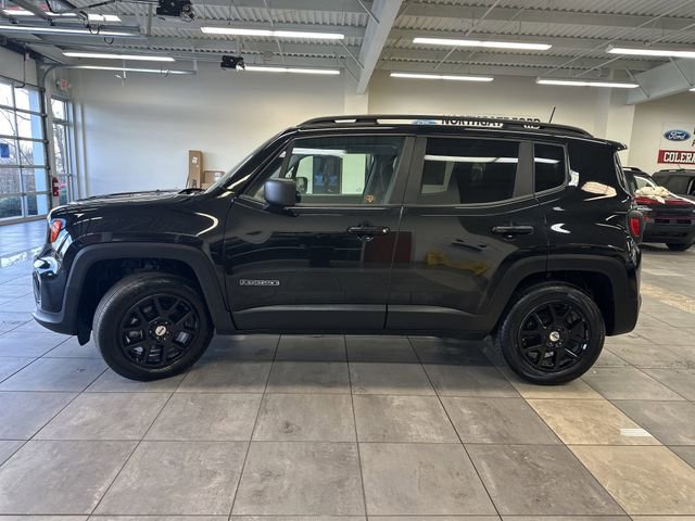 Used 2022 Jeep Renegade Latitude w/ Convenience Group AWD/4WD image 15