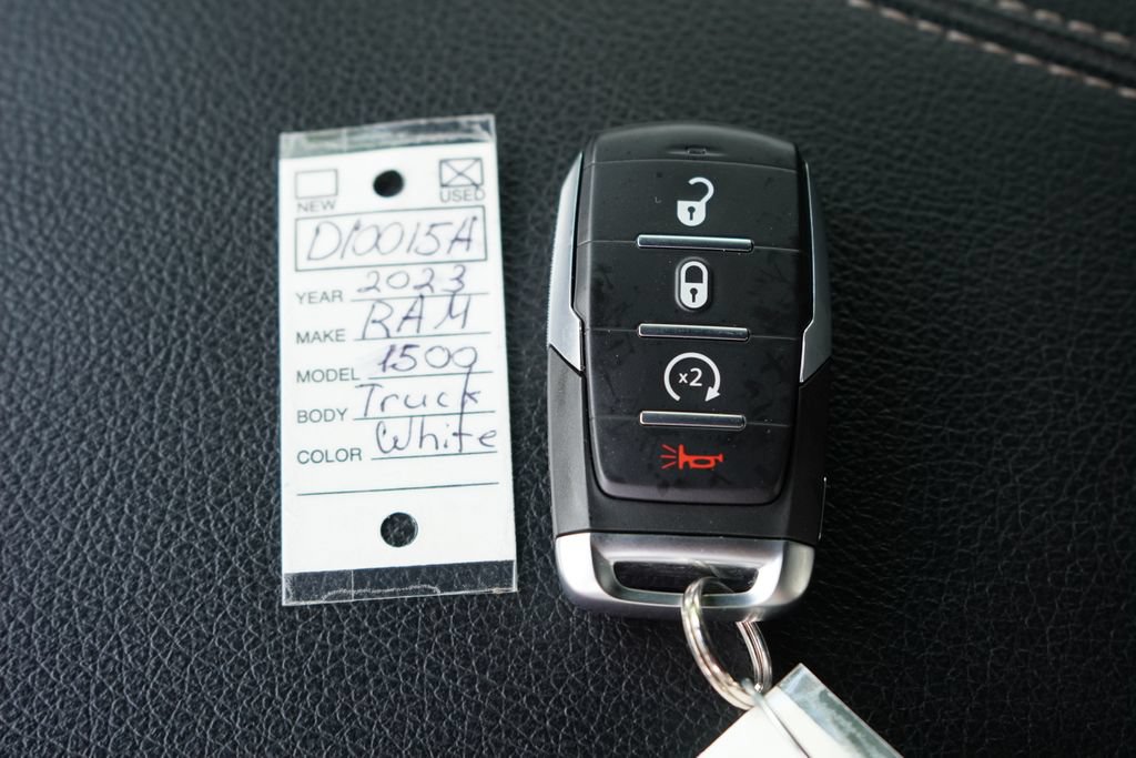 Used 2023 RAM 1500 Big Horn AWD/4WD image 34
