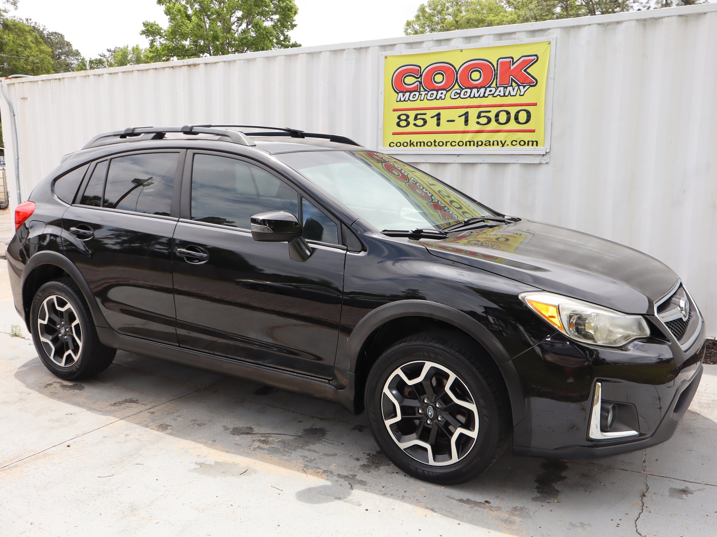 Used 2017 Subaru Crosstrek 2.0i Limited AWD/4WD image 2
