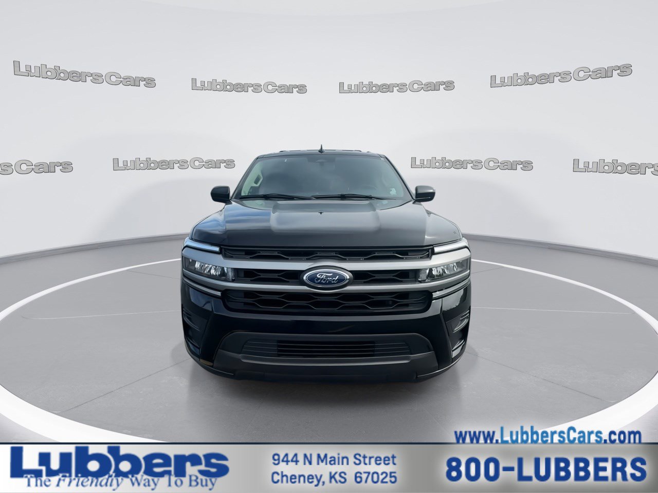Used 2024 Ford Expedition Max XLT AWD/4WD image 3