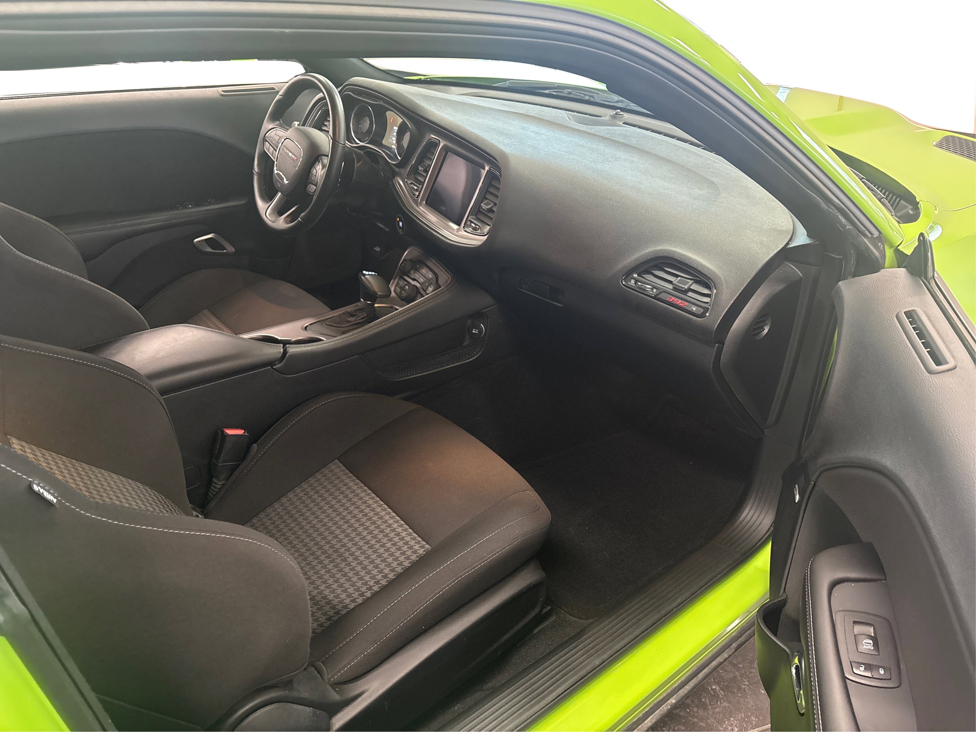 Used 2023 Dodge Challenger R/T Scat Pack image 17