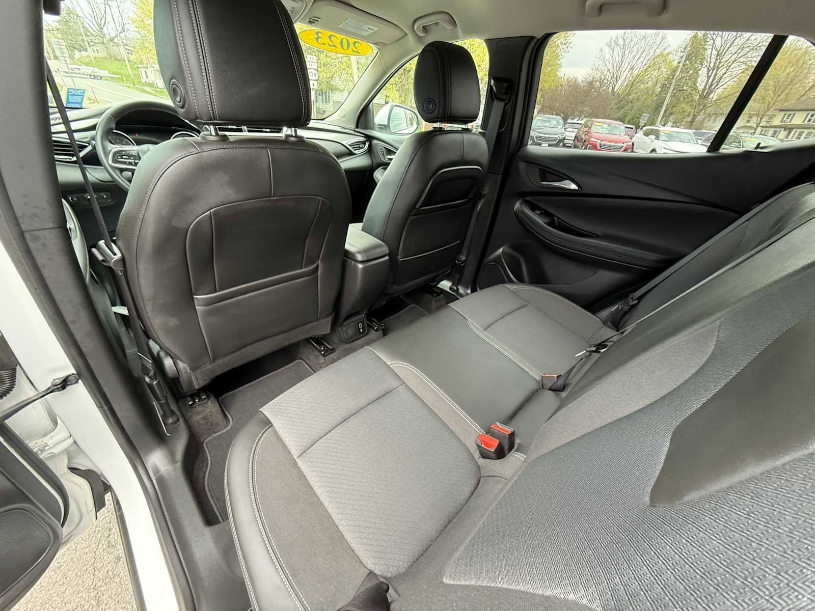 Used 2023 Buick Encore GX Preferred image 21