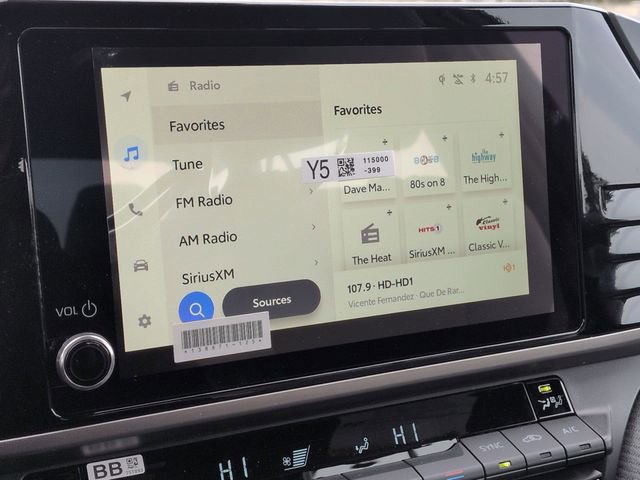 Used 2026 Toyota Camry SE image 18