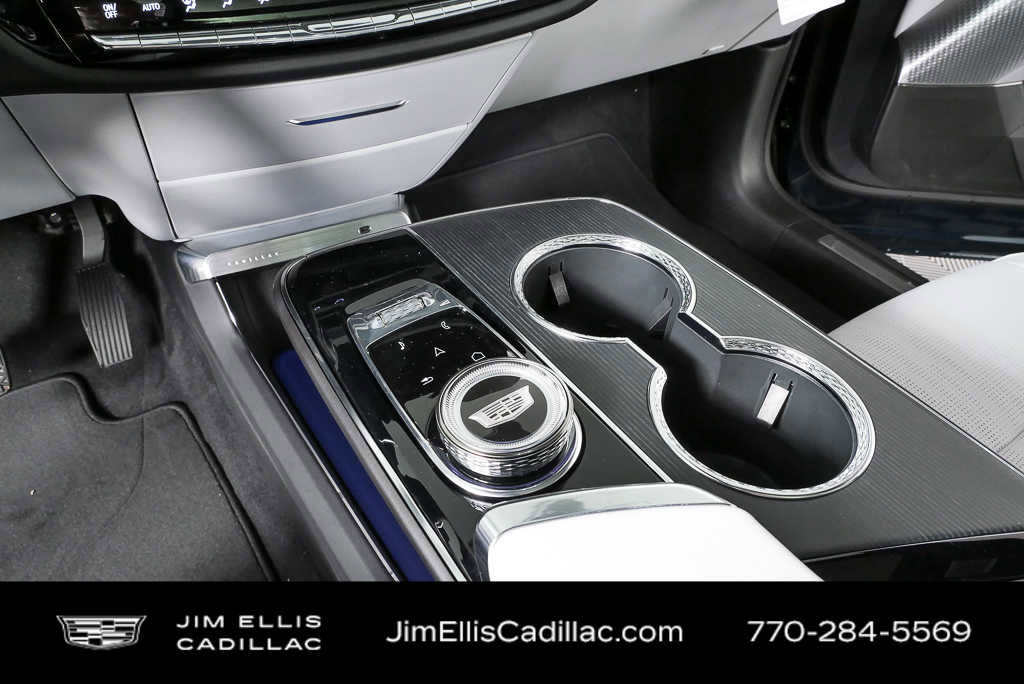 New 2026 Cadillac Lyriq Premium Luxury image 17