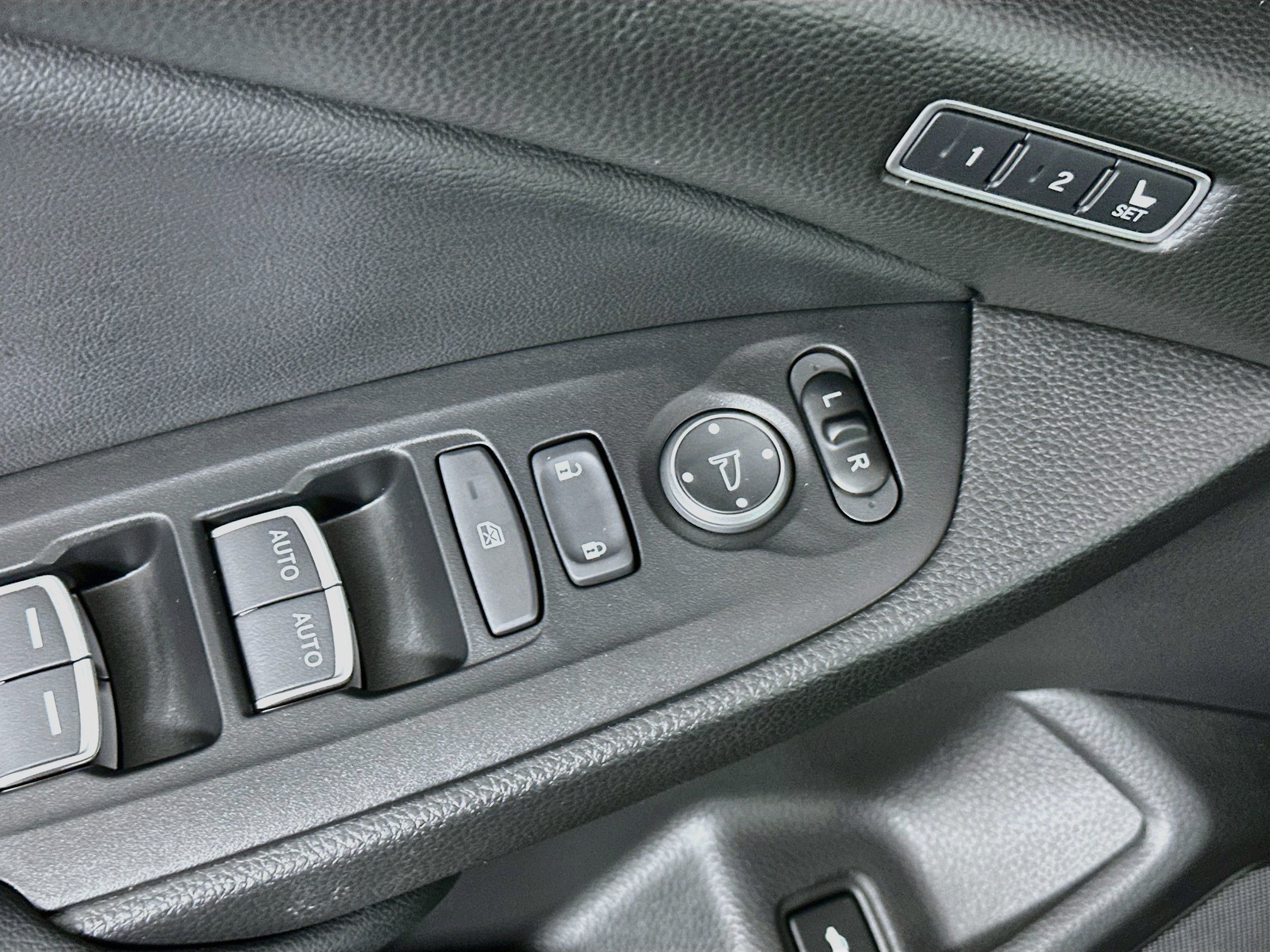 Used 2021 Honda Accord EX-L image 15