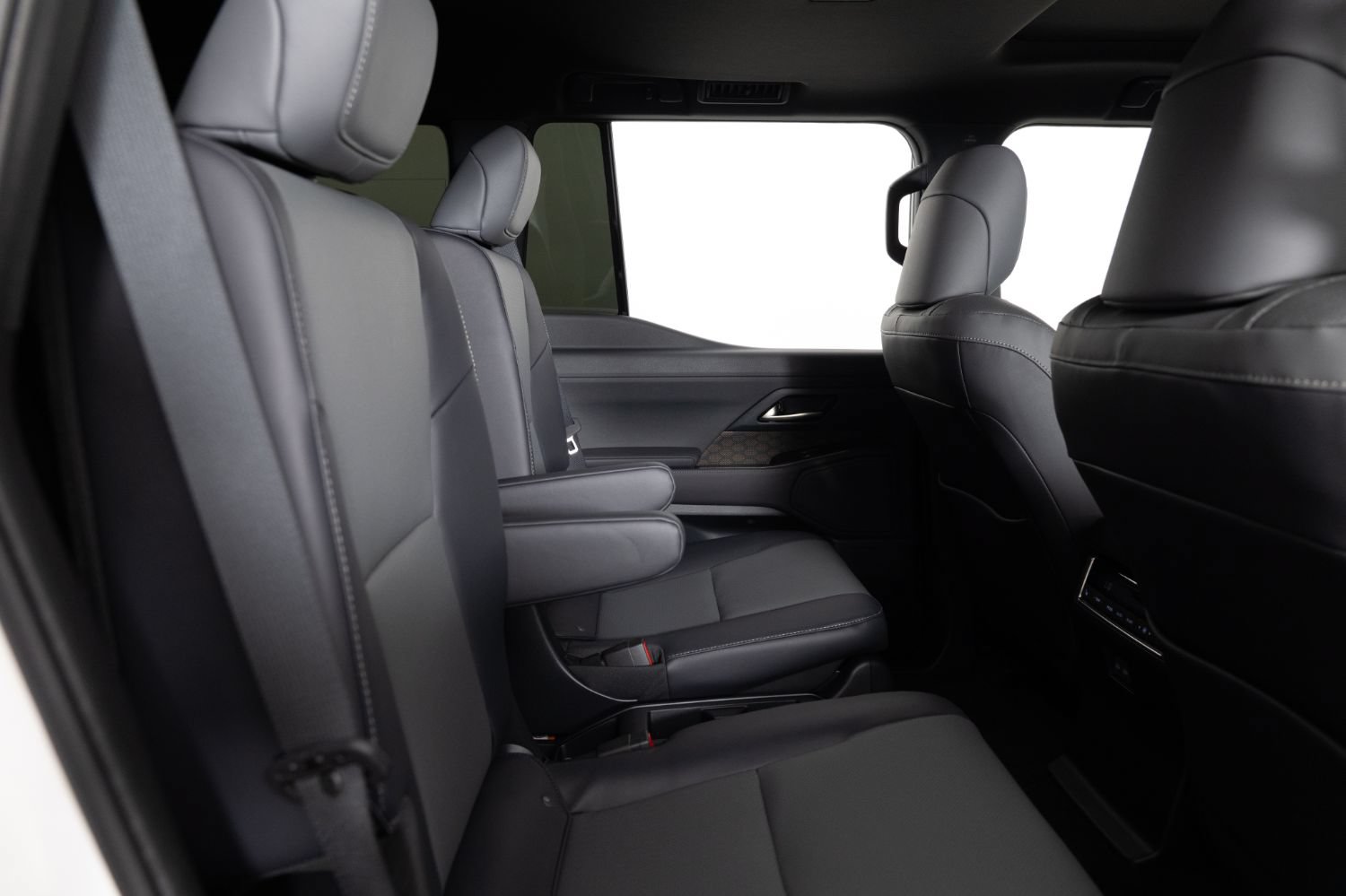 Used 2026 Lexus GX 550 w/ Accessory Package (ZB) AWD/4WD image 28