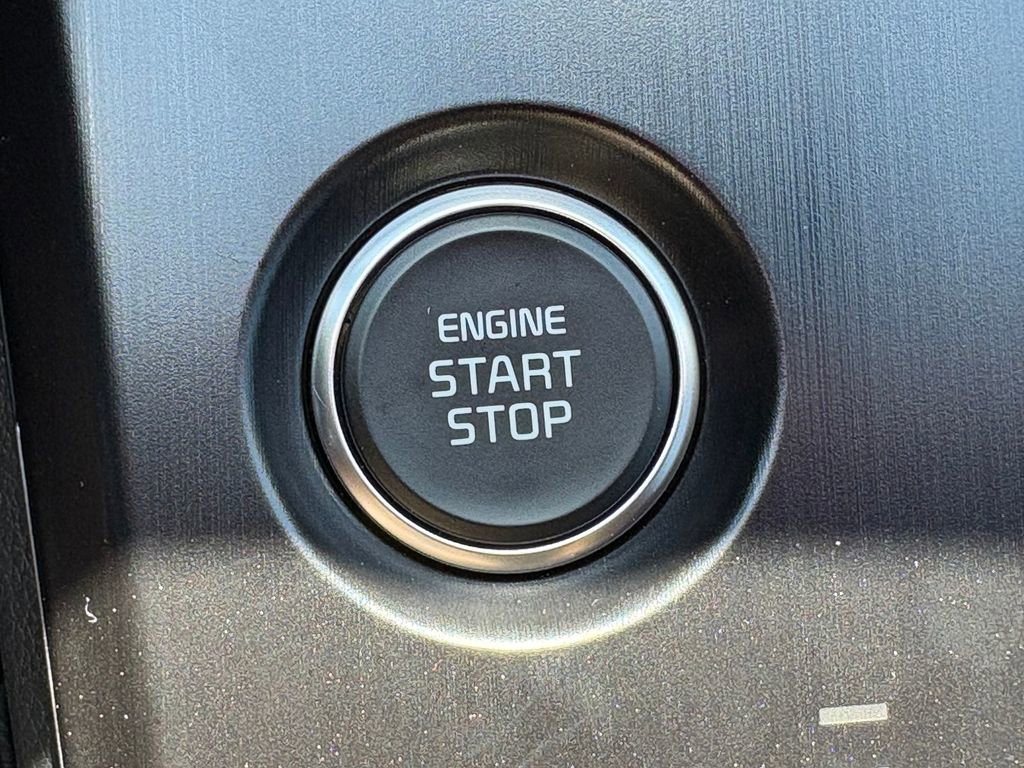 New 2026 Kia Sportage LX image 18