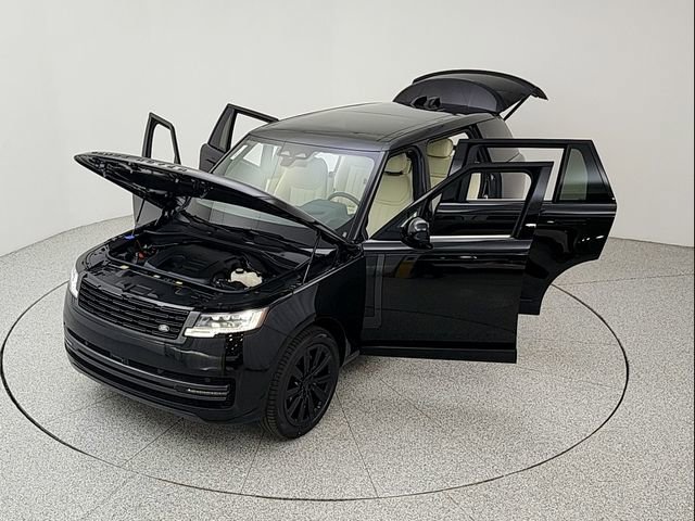New 2026 Land Rover Range Rover Long Wheelbase SE AWD/4WD image 41