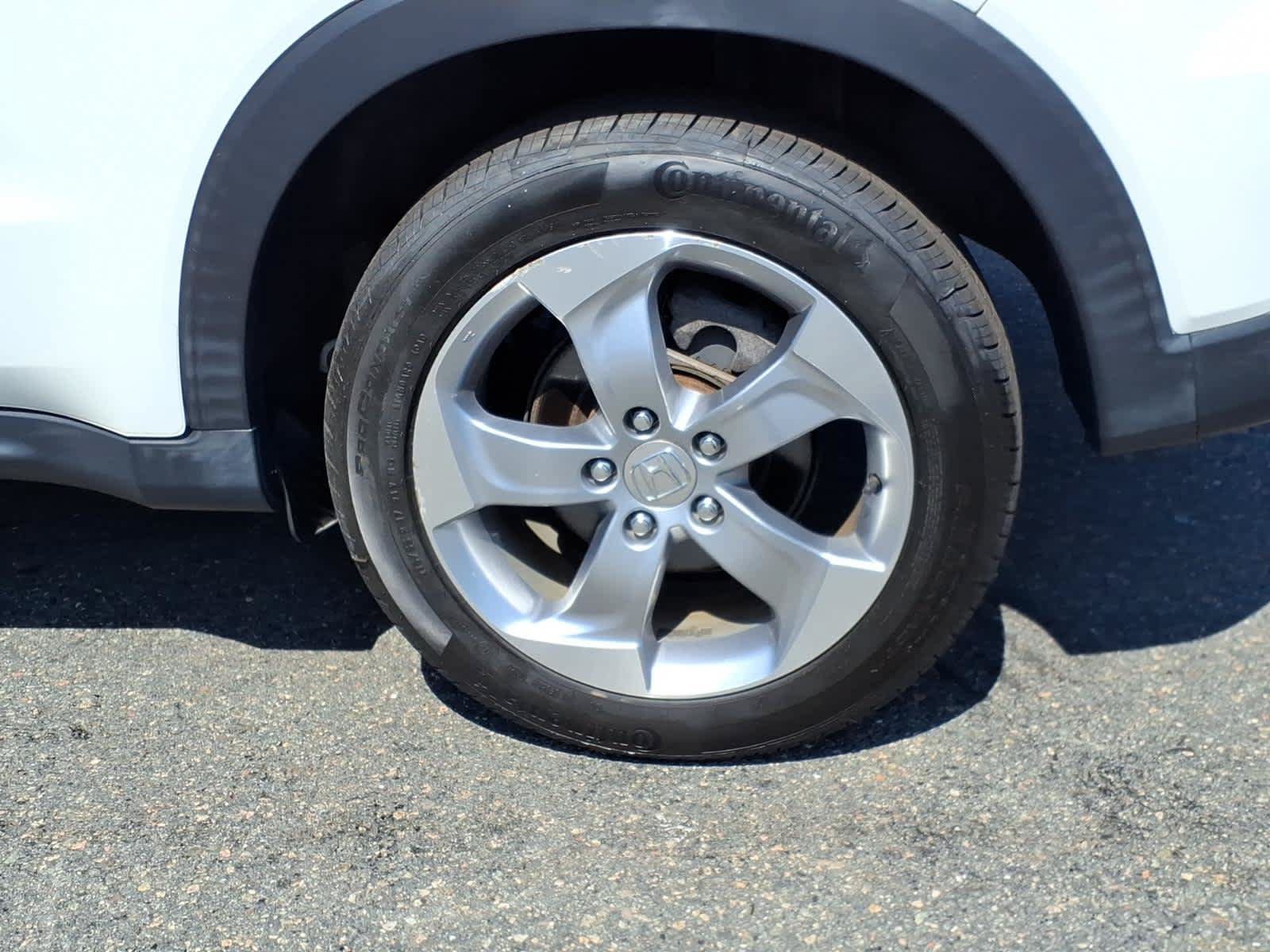 Used 2018 Honda HR-V LX image 9
