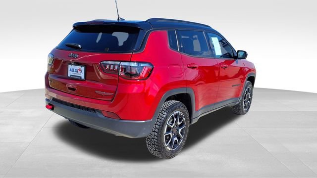 Used 2025 Jeep Compass Trailhawk image 7