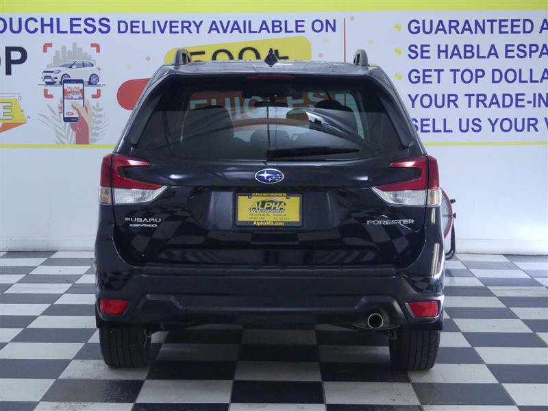 Used 2020 Subaru Forester Limited AWD/4WD image 6