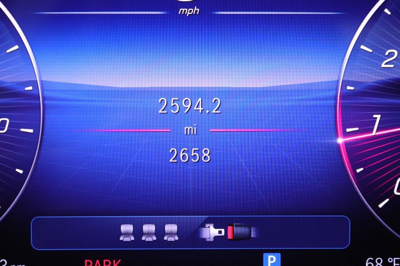 Used 2025 Mercedes-Benz C 300 4MATIC Sedan image 14