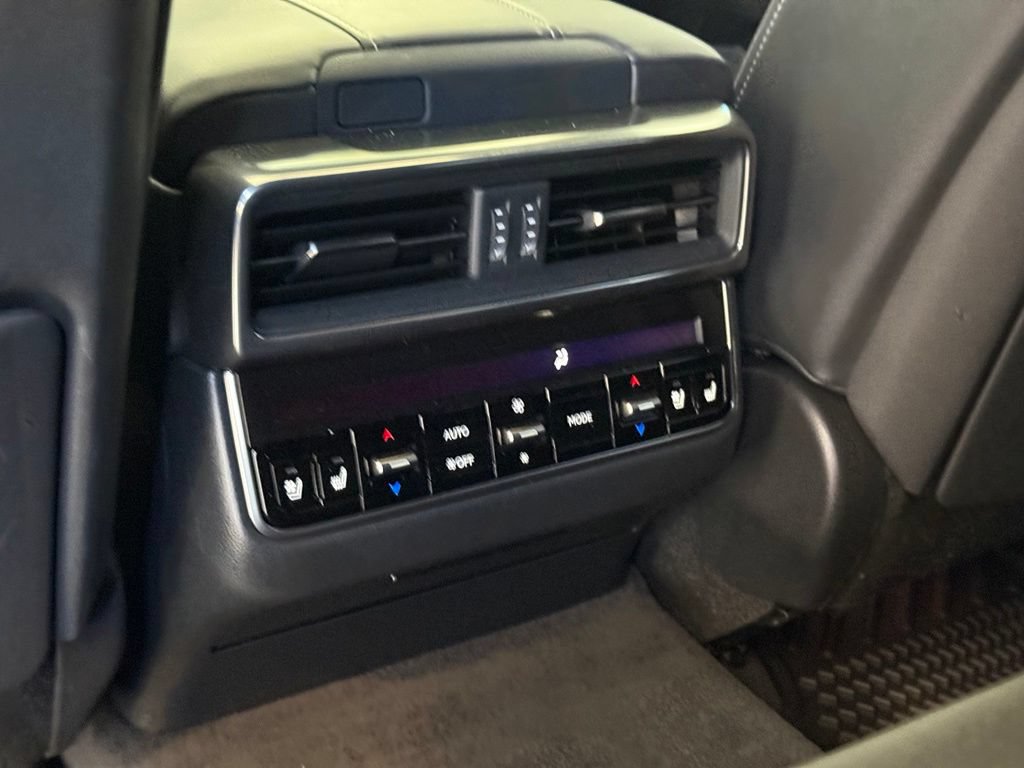 Used 2025 Lexus LX 600 F Sport w/ Accessory Package (2T) AWD/4WD image 28