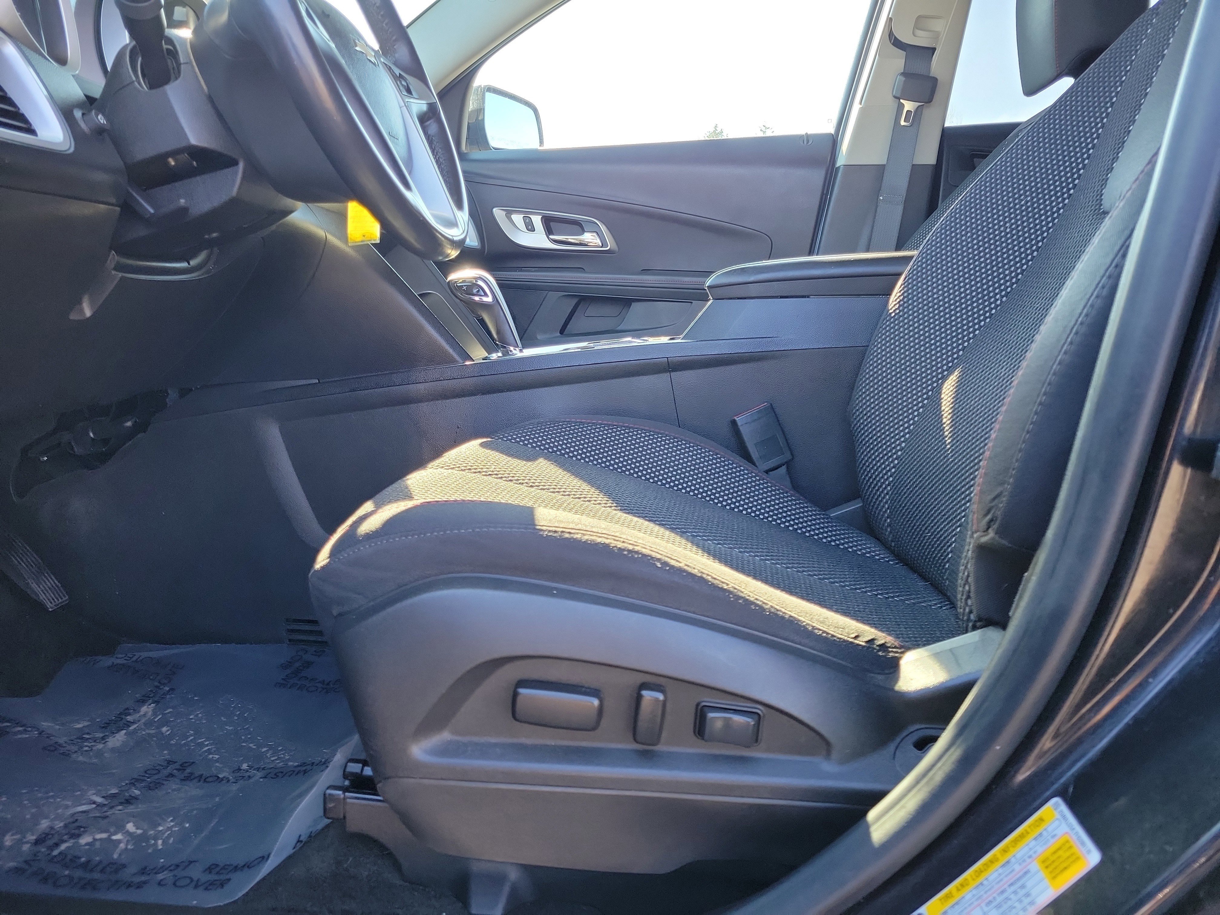 Used 2015 Chevrolet Equinox LT w/ Power Convenience Package image 16