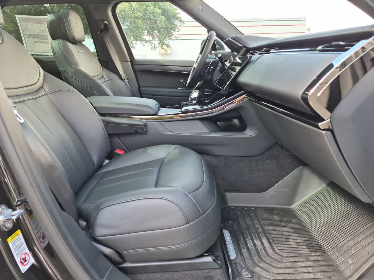 New 2026 Land Rover Range Rover Sport Dynamic SE AWD/4WD image 23