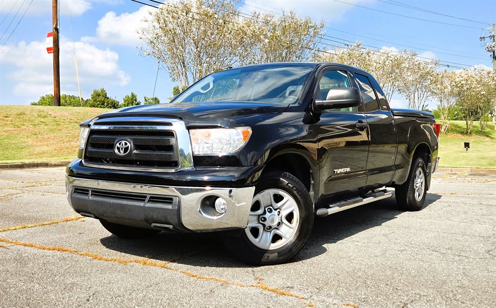 Used 2012 Toyota Tundra 2WD Double Cab w/ SR5 Pkg image 2