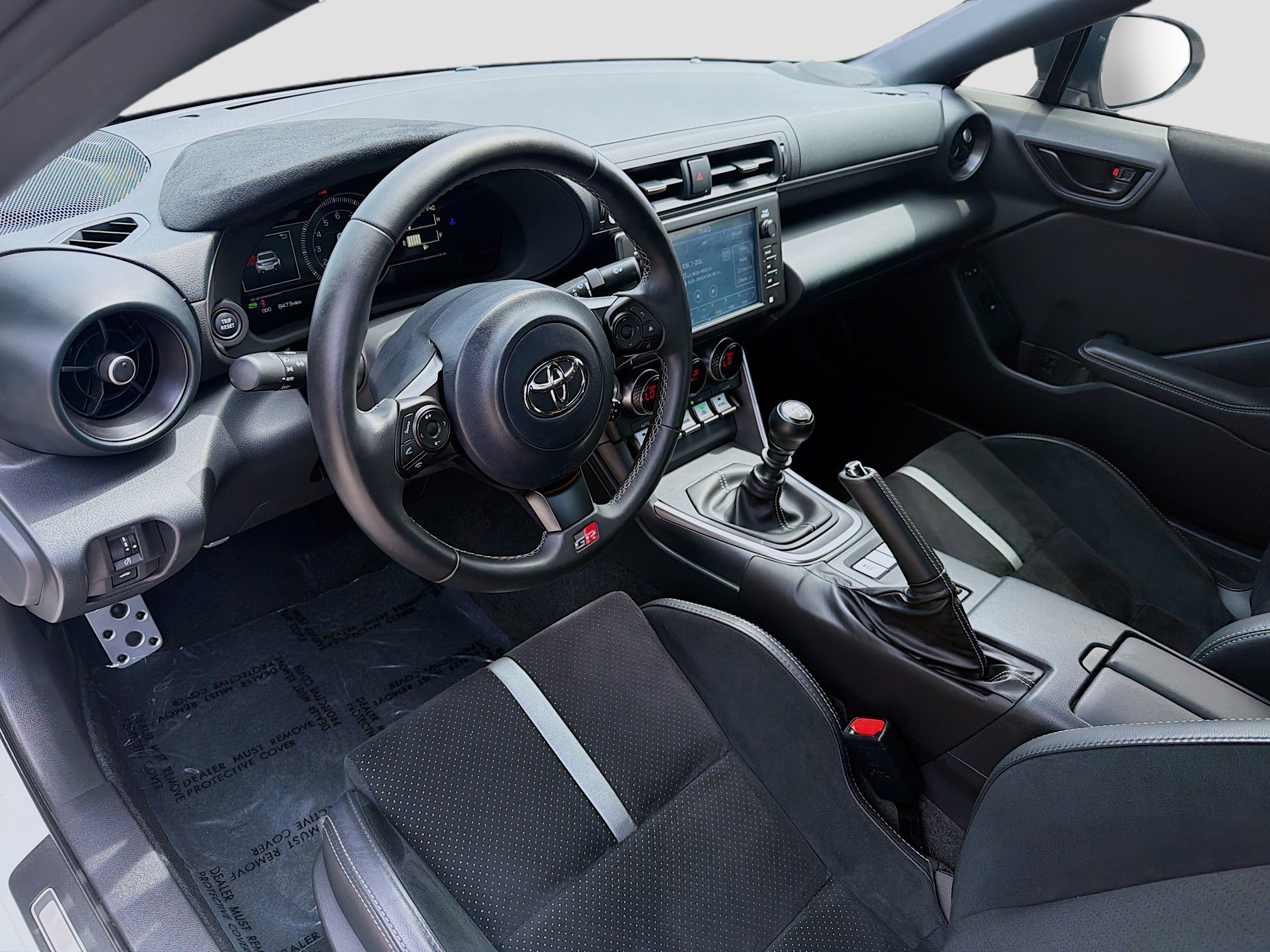 Used 2025 Toyota GR86 Premium w/ Performance Package RWD image 7