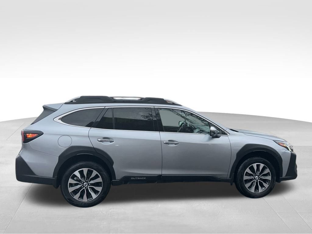 Used 2024 Subaru Outback Touring image 7